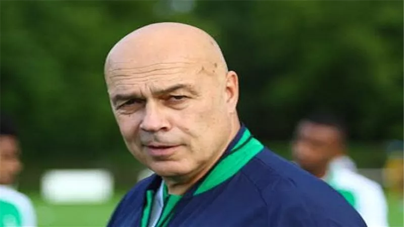 مدرب أهلي جدة يودع الفريق بعد 