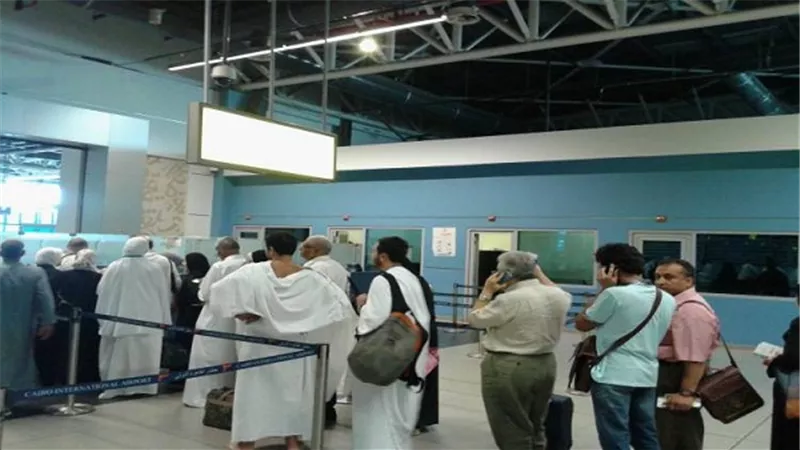 بالفيديو.. تعرف على وصايا جمارك مطار القاهرة لـ