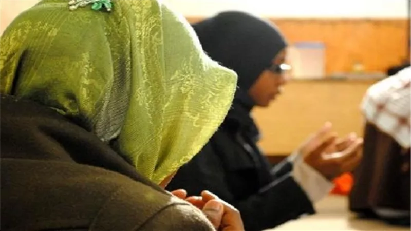 أستاذ علم اجتماع عن ارتداء الحجاب برمضان 