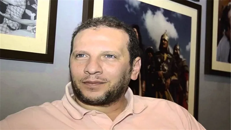 مؤلف 