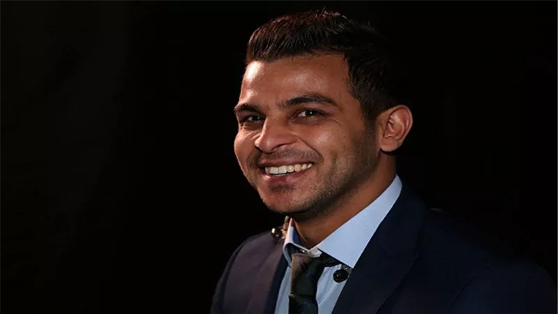 محمد رشاد يطرح بوستر 