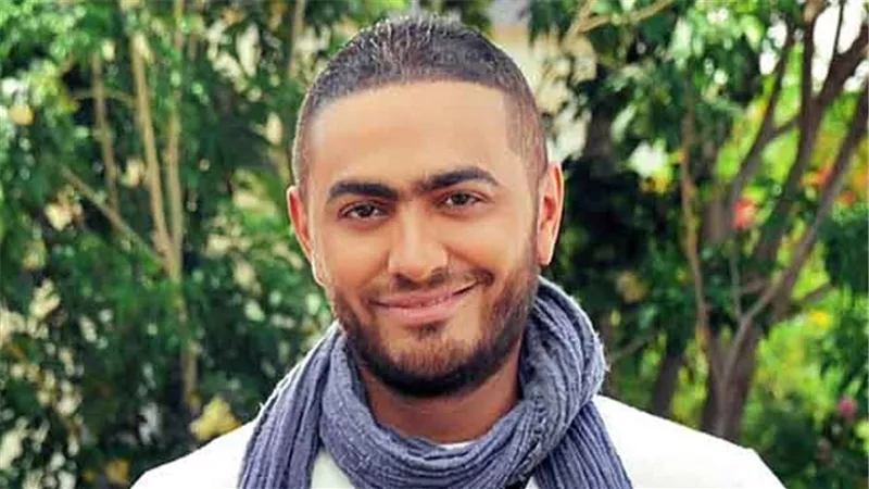تامر حسني: 