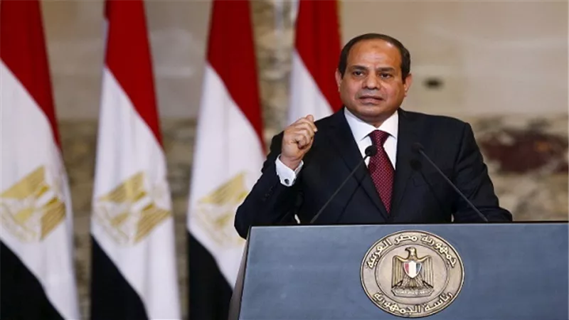 بعد عامين من حكم الرئيس.. رأس المال في أعين الخبراء.. اقتصاديون: السيسي نفذ التنمية المستدامة بنجاح.. وننتظر باقي الملفات.. وآخرون: 