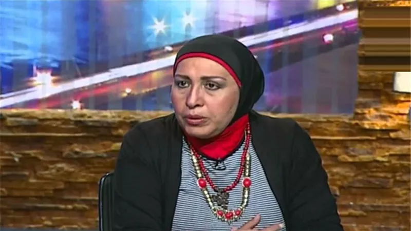سامية زين العابدين: 