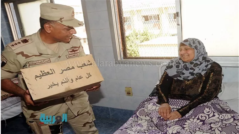  بالصور.. القوات المسلحة توزع مليون ونصف حصة غذائية على المواطنين 