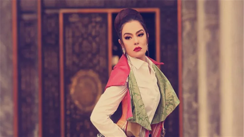 شيريهان تهنئ المصريين بحلول شهر رمضان
