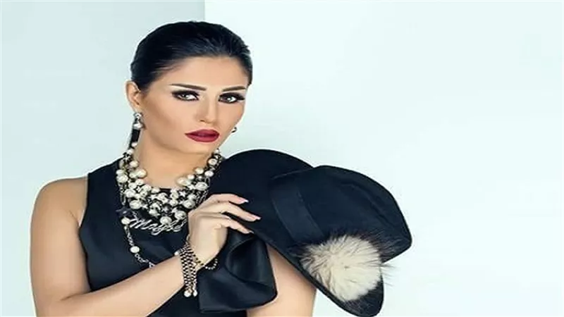 بالفيديو.. منة فضالي تعتذر لجمهورها.. وتهنئهم بشهر رمضان