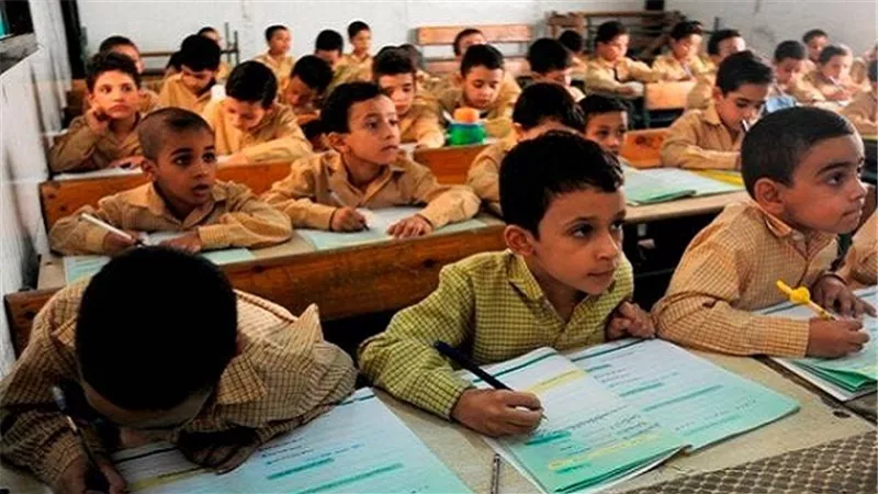بالفيديو.. مواطنة تتهم مدرسة بمدينة السادات بحجب نتيجة ابنها