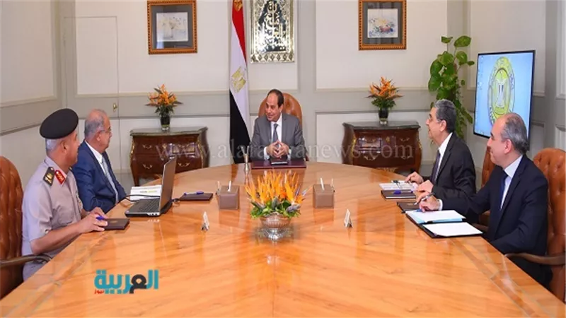 السيسي يرأس اجتماعًا وزاريًا لمناقشة عقود 