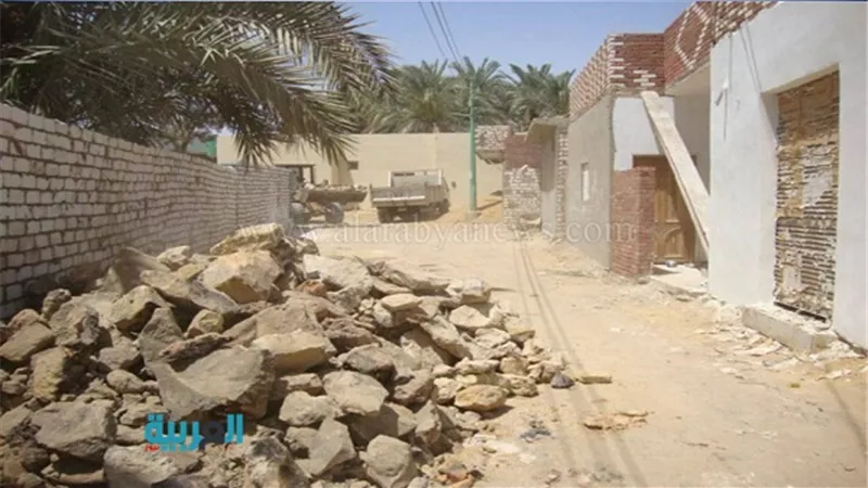 حملة لرفع الإشغالات والمخلفات بثلاث قرى في الواحات 