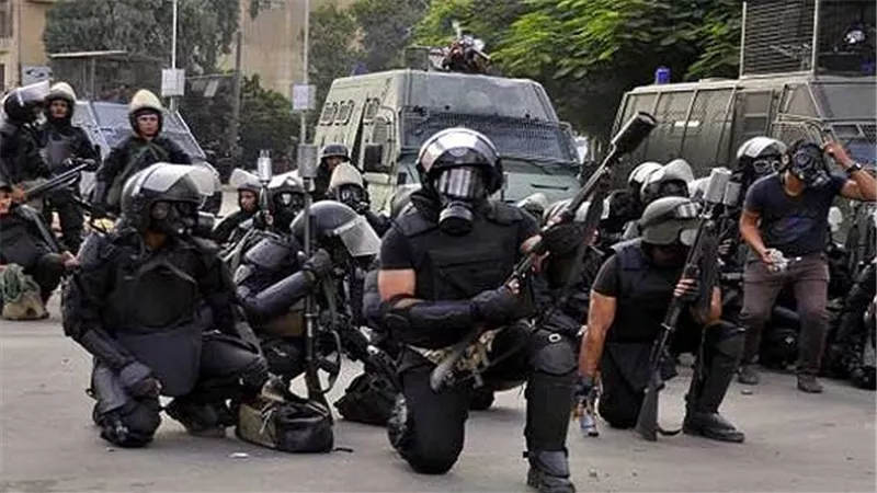 التفاصيل الكاملة لتصفية أخطر خلية إرهابية.. قتل 3 عناصر متورطين في حادث حلوان الإرهابي بدمياط.. وضبط ترسانة أسلحة ومتفجرات بالجيزة والدقهلية