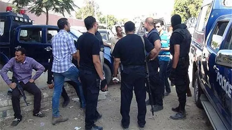 الداخلية: ضبط 29 حالة تهرب ضريبي وتنفيذ 11 حكمًا خلال 24 ساعة 