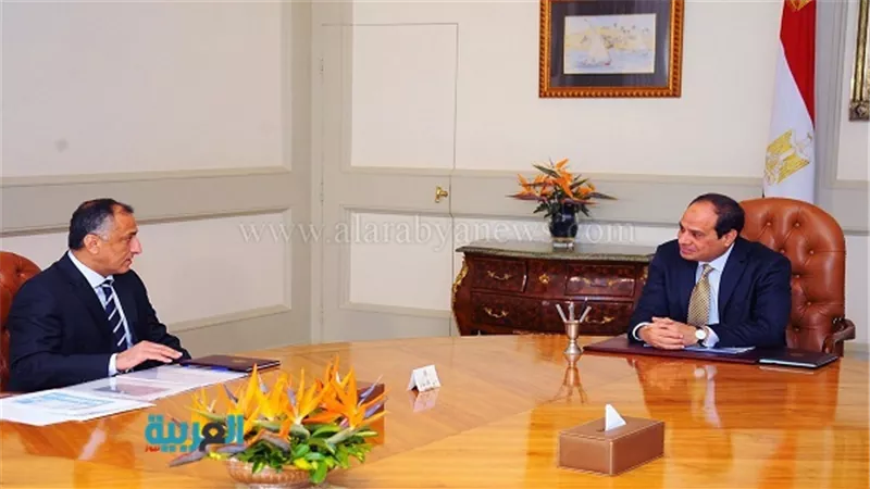 السيسي يجتمع بمحافظ البنك المركزي 