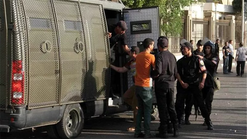 بالفيديو.. دينا فاروق: الداخلية تتمكن من ضبط أدمن 