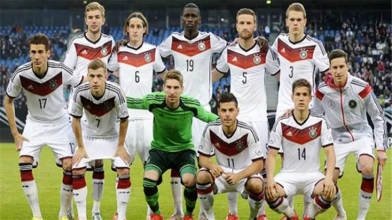بث مباشر.. منتخب الماكينات يواجه أوكرانيا في 