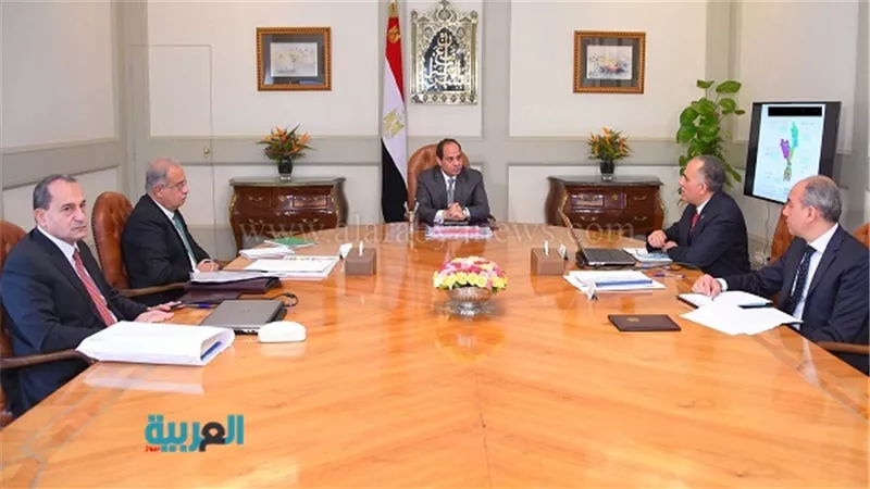 السيسي يجتمع برئيس الحكومة ووزيري الزراعة والري
