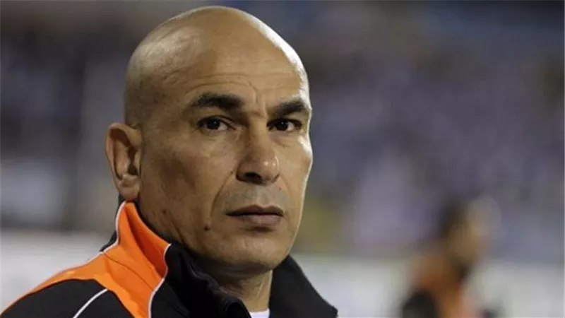 المصري يبدأ بتشكيل هجومي أمام الأهلي