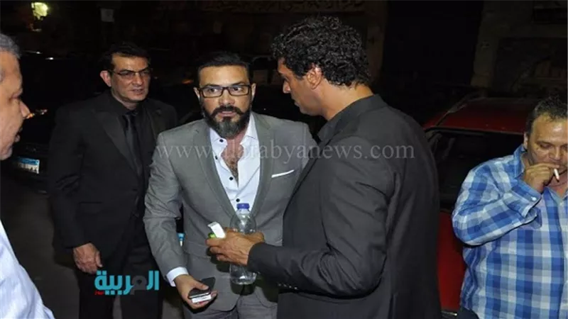 بالصور.. عزاء والد المخرج محمد حمدي.. و