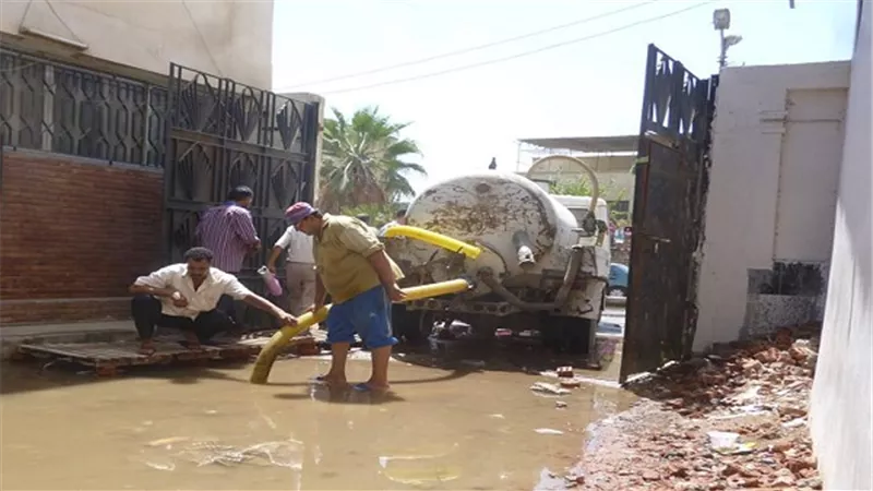 تضرر أهالي دار السلام من ترك أجهزة الشفط بالشوارع 