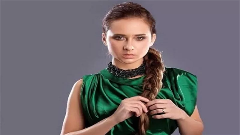 بالفيديو.. مواجهة بين نيللى كريم ووالدتها فى 