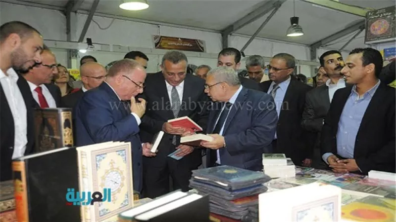 وزير الثقافة ومحافظ الجيزة يفتتحان معرض 