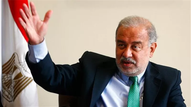 انفراد.. الإطاحة بحكومة 