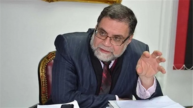 مختار نوح: 