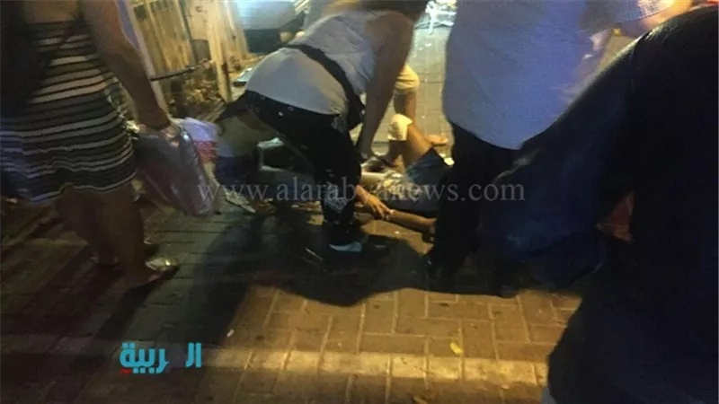 بالصور والفيديو.. مسن يصيب 7 إسرائيليين بجراح في حادث تصادم