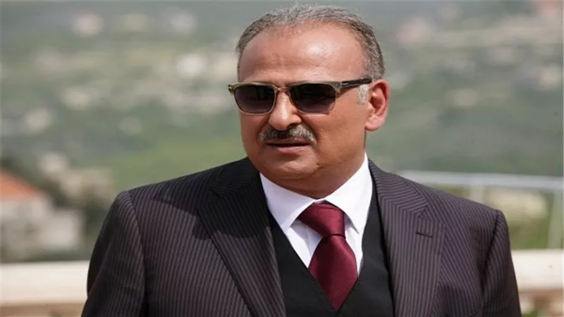 بالفيديو.. جمال سليمان يبطل مخطط وقف مسرحيته في الحلقة الـ14 من 