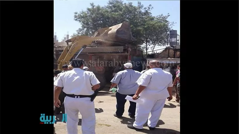 بالصور.. حملة مكبرة لإزالة الإشغالات بمركز أوسيم