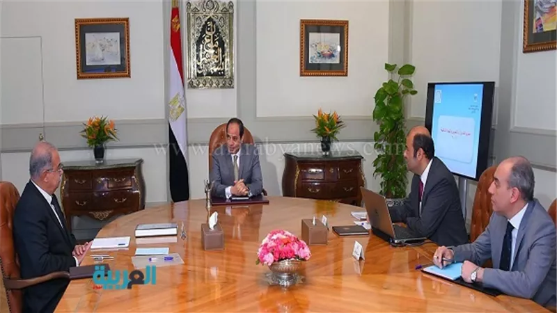 السيسي يستعرض توافر السلع الغذائية بالأسواق.. وزير التموين: زيادة الدعم 20%.. انتهاء موسم القمح بإنتاجية 5 ملايين طن.. وفتح باب توريد 