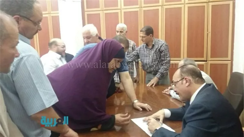 بالصور.. محافظ القليوبية في لقاء أسبوعي مع المواطنين