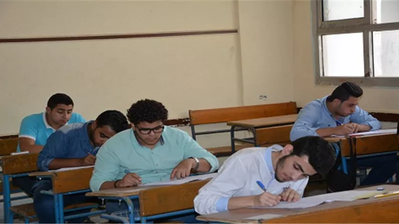 صفحات الغش تتداول أسئلة وأجوبة 
