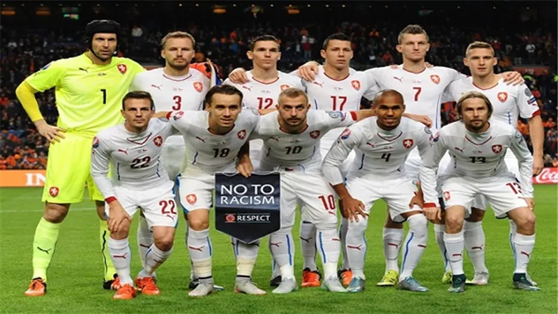بث مباشر.. التشيك تواجه تركيا بـ