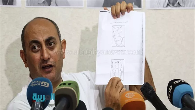 بالصور.. بعد الموقعة.. خالد علي مطلقًا قذائفه: مستمرون في الدفاع عن 
