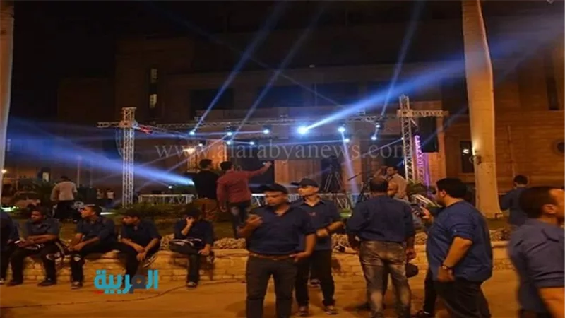 اختفاء 3 أطفال بسبب الزحام والتدافع بسحور جامعة القاهرة