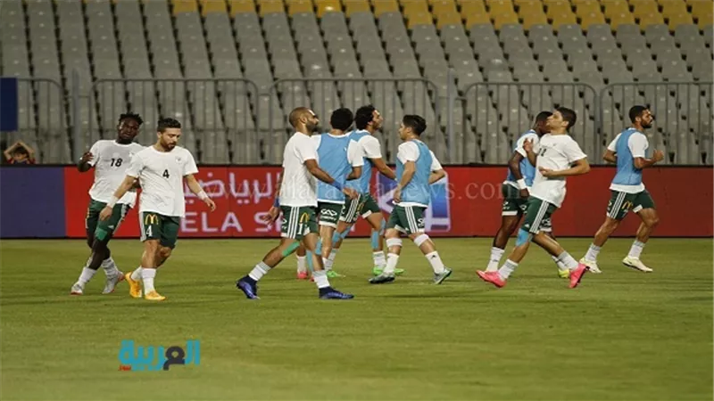 المصري البورسعيدي يخوض مرانه المسائي استعدادًا لمواجهة الزمالك