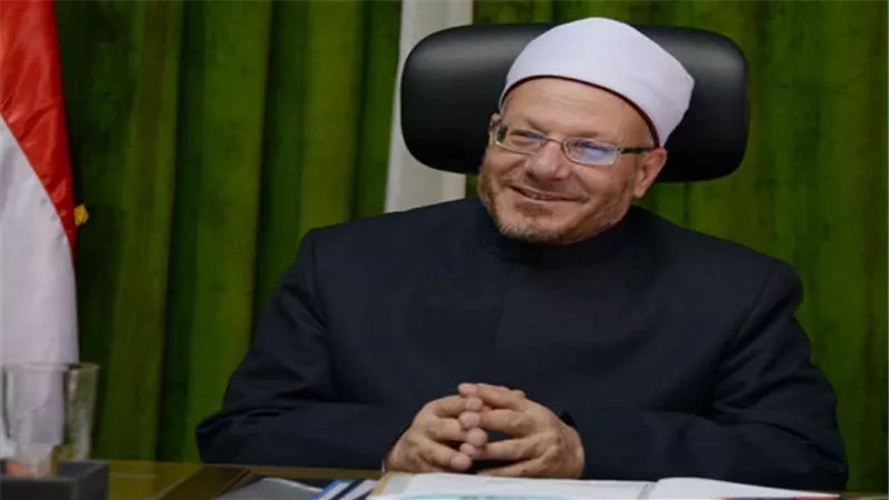 مفتي الجمهورية يحسم الجدل حول صحة موعد أذان الفجر في مصر