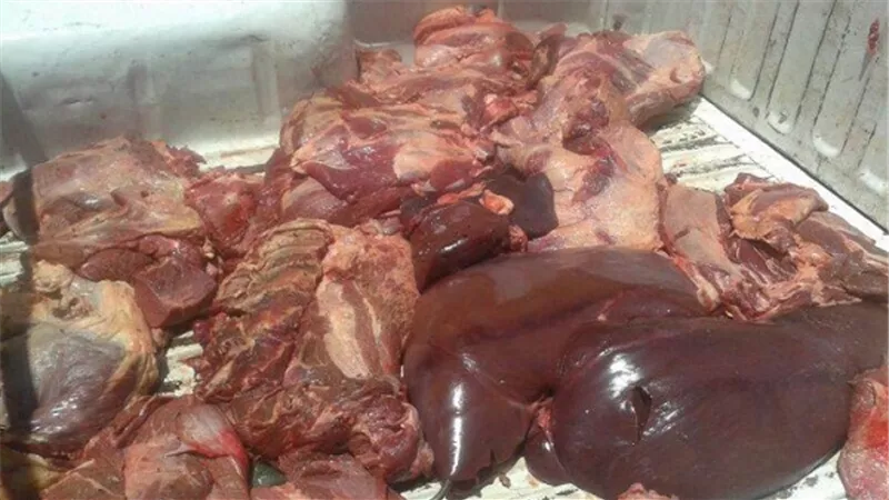 ضبط 450 كيلو لحوم فاسدة بمحل 