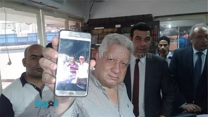 مرتضى منصور ينشر صورة سيد عبدالحفيظ وسط الإخوان