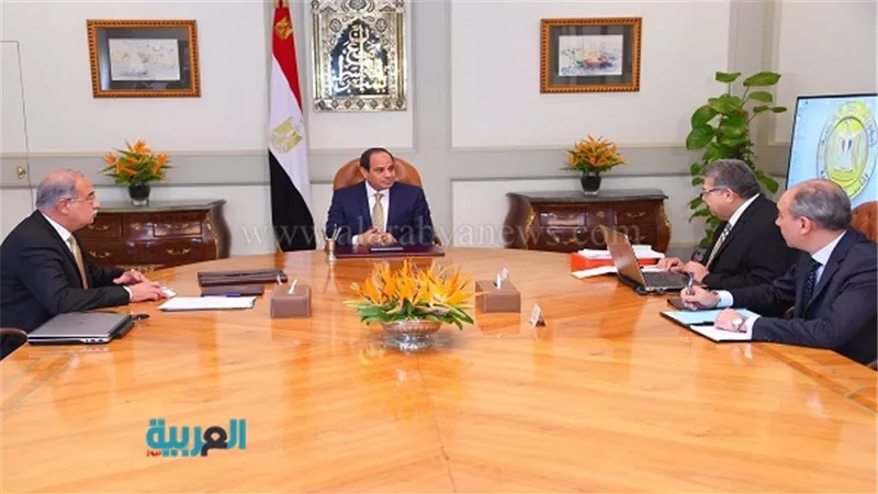 السيسي يجتمع برئيس الحكومة ووزير التعليم العالي