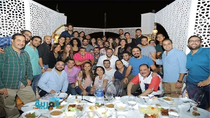 بالصور.. طارق الجنايني يحتفل بنجاح 