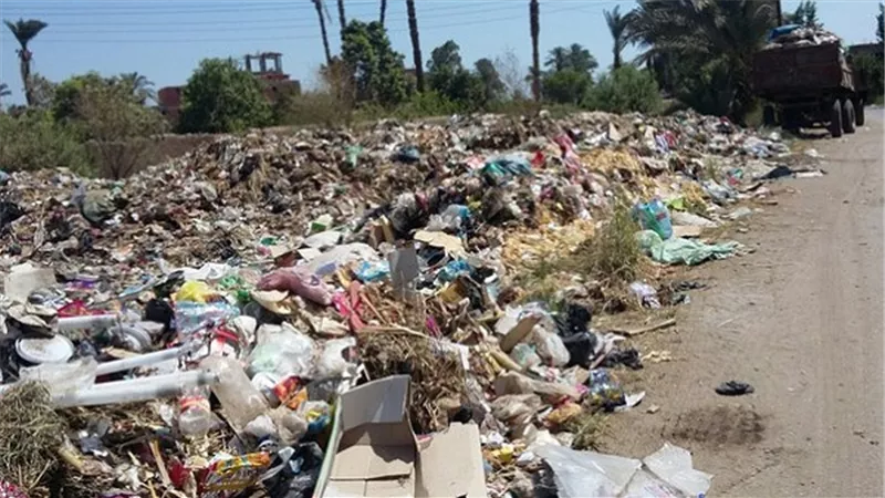 القمامة والأوبئة تحاصر محطة مياه أبوزعبل 