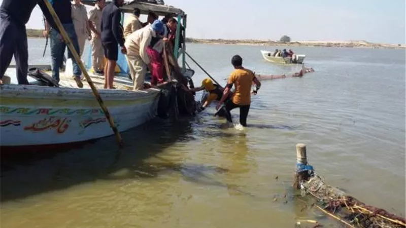 ضبط 11 لنشًا مخالفًا في حملة موسعة ببحيرة البرلس 