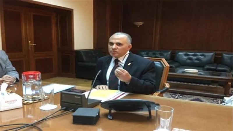 وزير الري يطالب الأهالي بالدعاء لنزول الأمطار