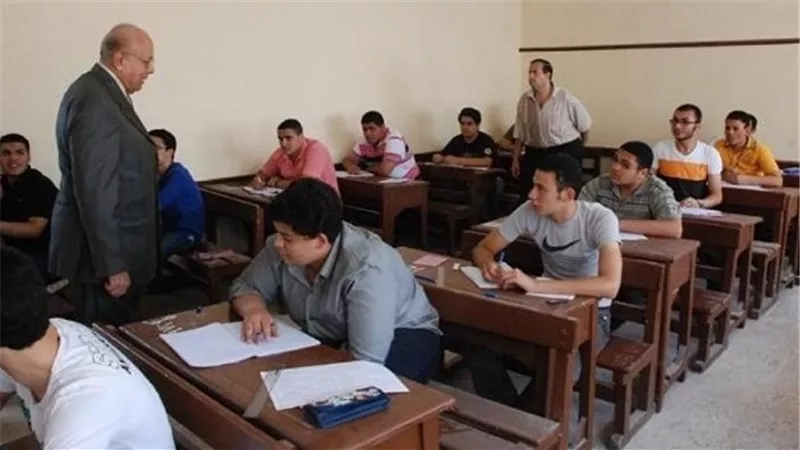اليوم.. طلاب الثانوية يؤدون امتحان التربية الدينية 