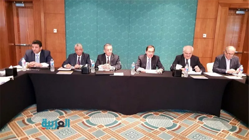 وزير البترول يترأس لجنة متابعة مشروع 