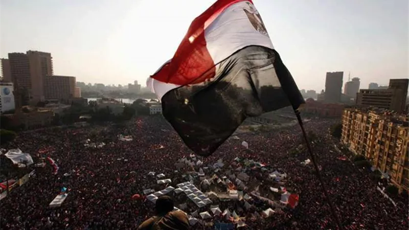 3 مشاهد لن ينساها المصريون في ذكرى 3 يوليو.. الاحتشاد في ميداني 