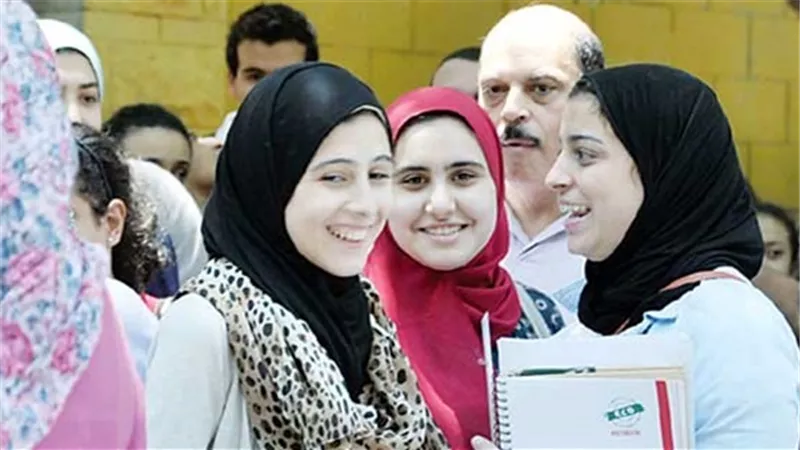 لطلاب الثانوية.. أماكن سحب بطاقات اختبارات 