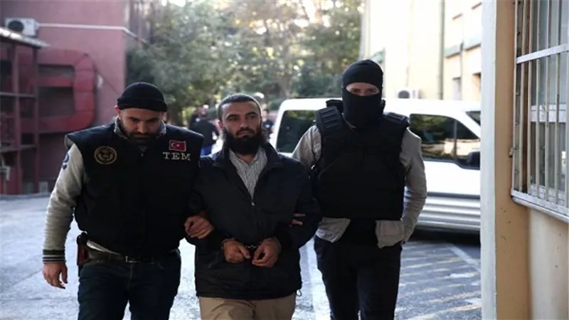 تركيا تعتقل 30 شخصًا مشتبهًا بهم في اعتداء مطار 